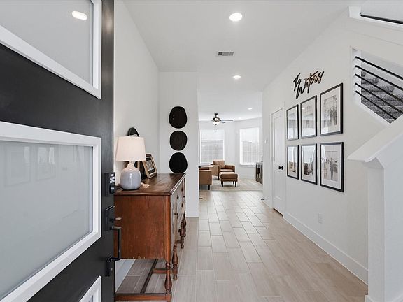 5th image of 15834 Invergelder Dr