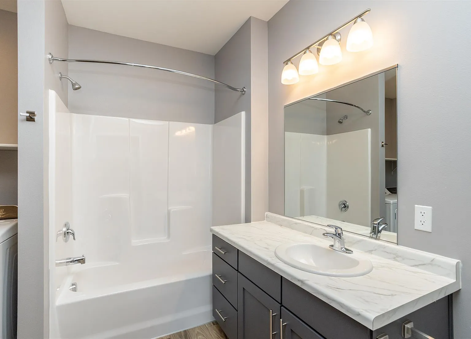 Jefferson Heights Apartments, LLC — Photo 4