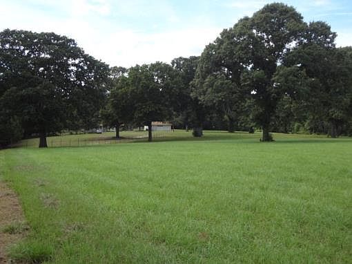 2nd image of 1033 Fm 3266