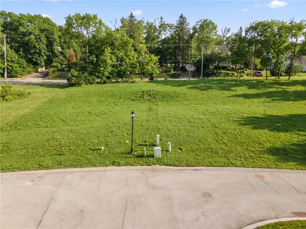 4031 Pointe Oakwood Way, Dayton, OH 45409