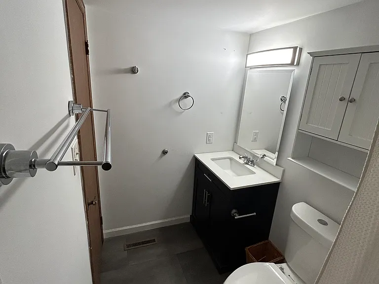 1735 S Allison St #B — Photo 7