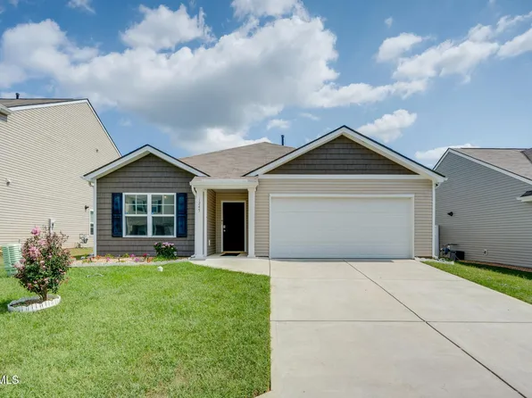 1245 Stamp Lodge Rd, Kingsport, TN 37660