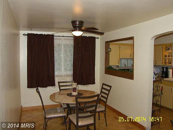 5th image of 608 Kent Ave