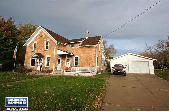 Welcome to 151 W Main St