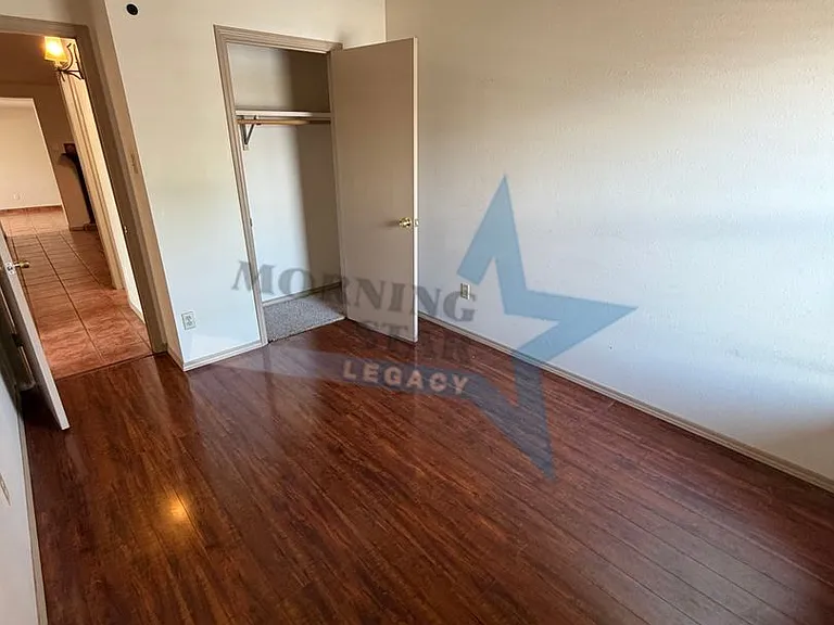 1913 Bridger Ave — Photo 15