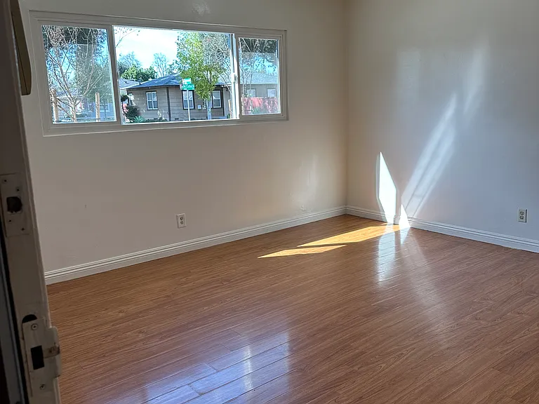 5544 McCulloch Ave #AAA — Photo 2