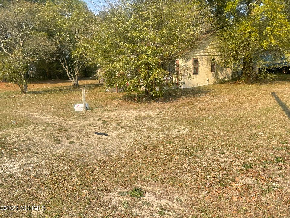 2nd image of 3721 Boone Trail