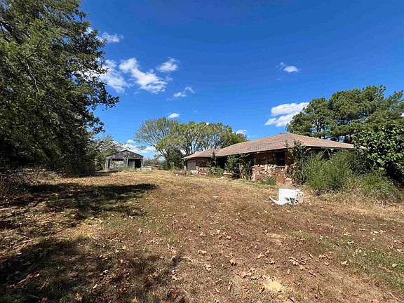 2nd image of 2624 City Lake Rd