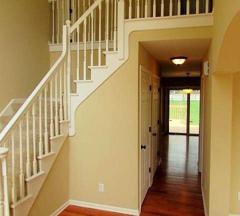 2nd image of 8444 Suffolk Dr