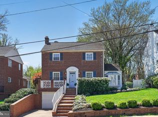 1210 W Braddock Rd, Alexandria, VA 22302