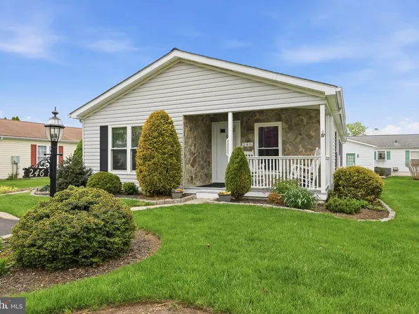 246 Thrush Cir, New Hope, PA 18938