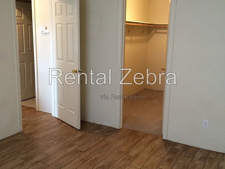 2279 NE Cherry Loop — Photo 9