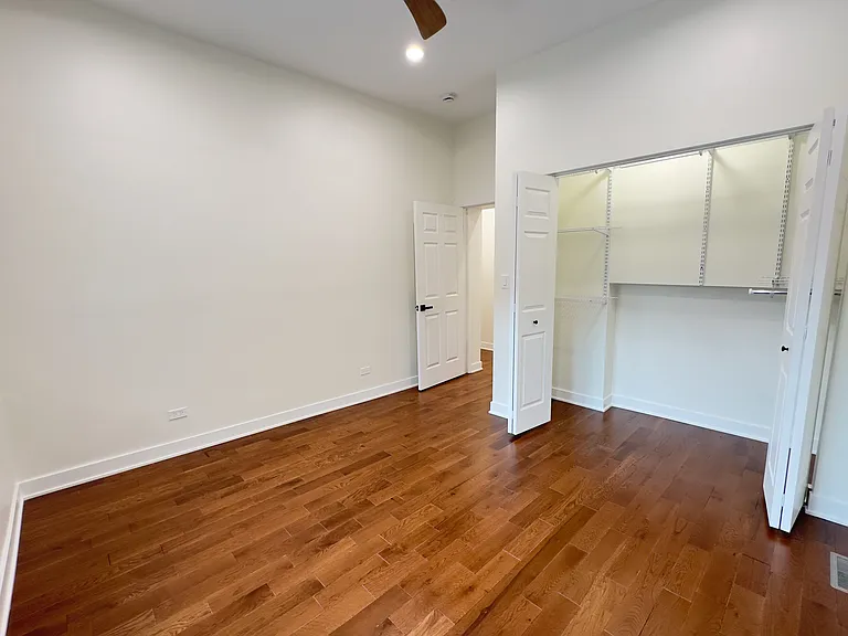 1529 N Maplewood Ave #1 — Photo 7