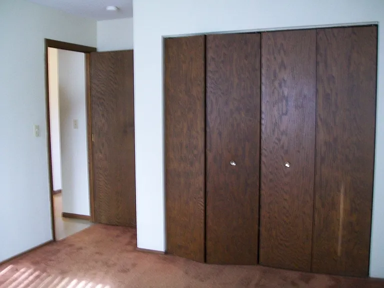 645 E Rose St #5 — Photo 2