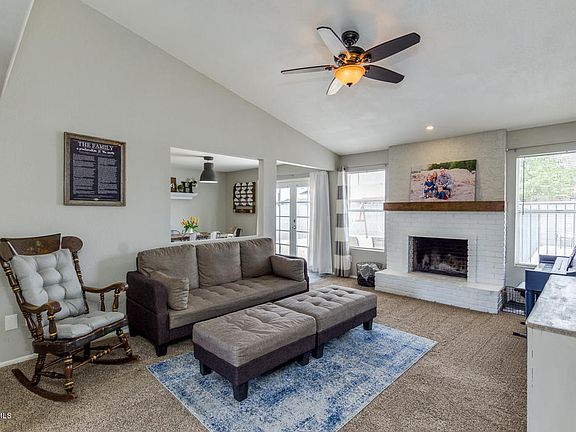 5th image of 3038 E El Moro Ave