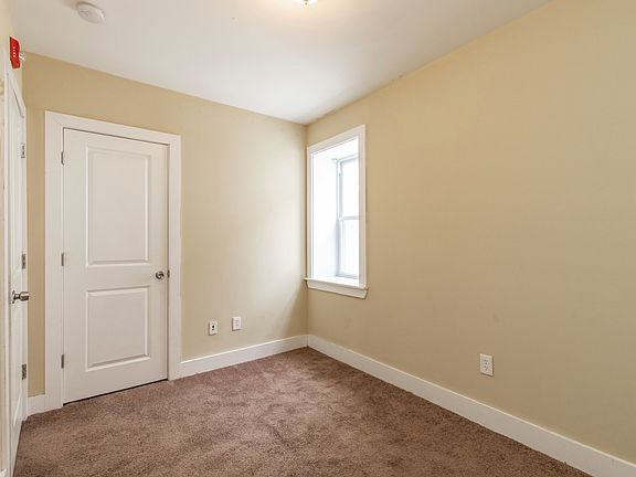 4th image of 2310 N Park Ave Floor 3
