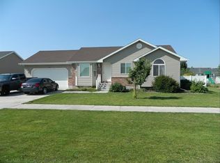 3155 E Sweet Briar Dr, Idaho Falls, ID 83401