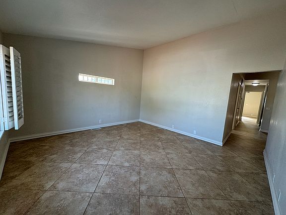 2nd image of 3293 N Mountain Shadow Dr