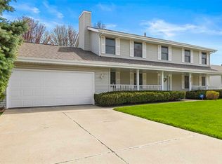 2890 Swanson Pkwy, Rockford, IL
