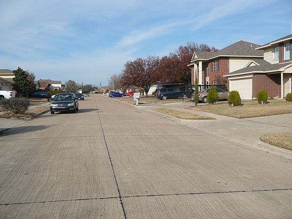 4th image of 6420 Nicole Way