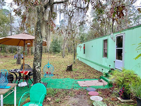 2nd image of 111 Bradford St