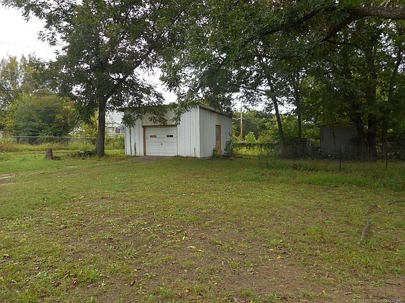 4th image of 159 W Bolen Ave