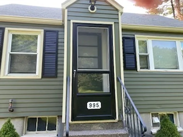995 W Boylston St — Photo 1