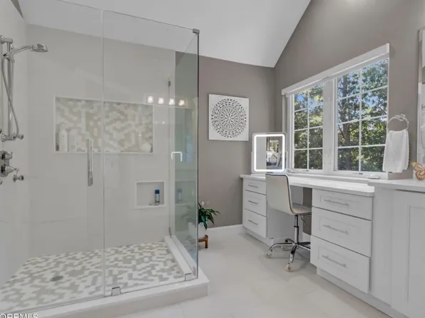 45 Erin Dr, Jackson, NJ 08527