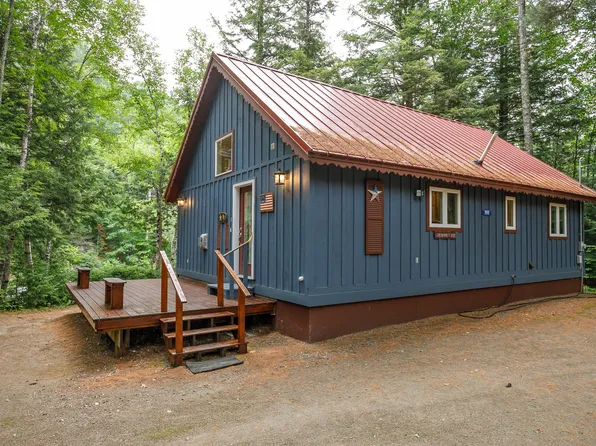 1022 Spurline Road, Carrabassett Valley, ME 04947