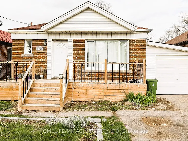 1251 Warden Ave #BASEMENT — Photo 9