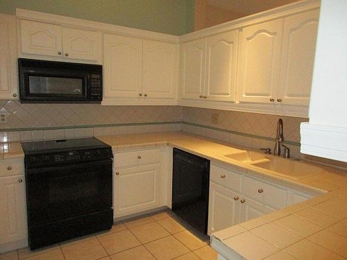 3rd image of 7729 Forest Green Ln