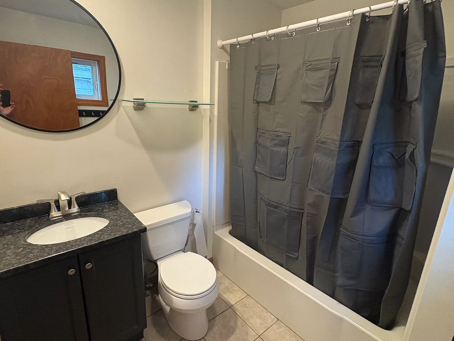 3 bed, 1000 sqft, $3,750 — Photo 2