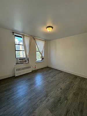 Rented by Pear NYC LLC | media 14