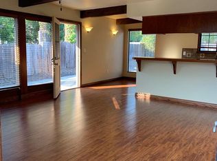 633 Moss Ave, Paso Robles, CA 93446