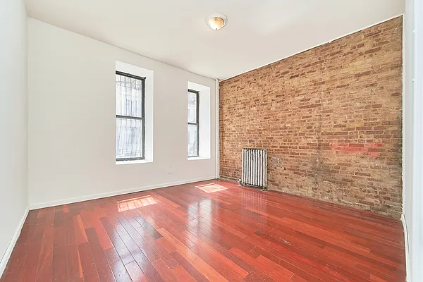 Rented by Living New York | media 13