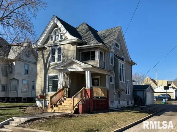 228 S 2nd St, Monmouth, IL 61462