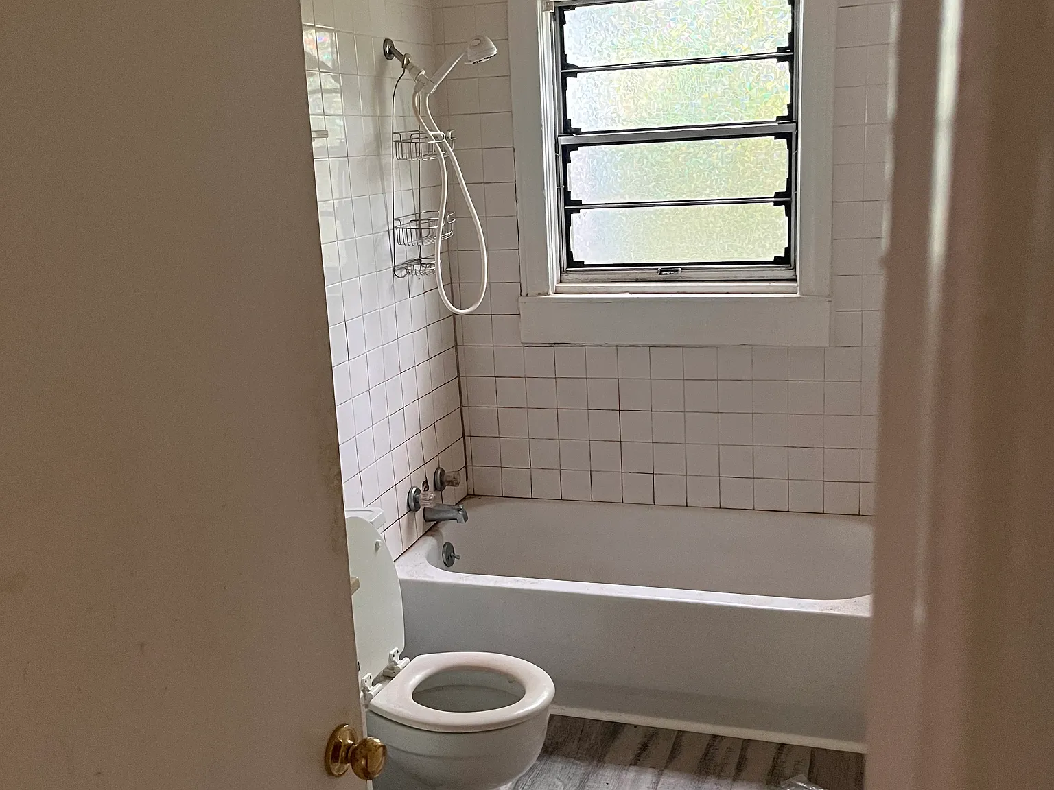 3 bed, 1202 sqft, $1,600 — Photo 3