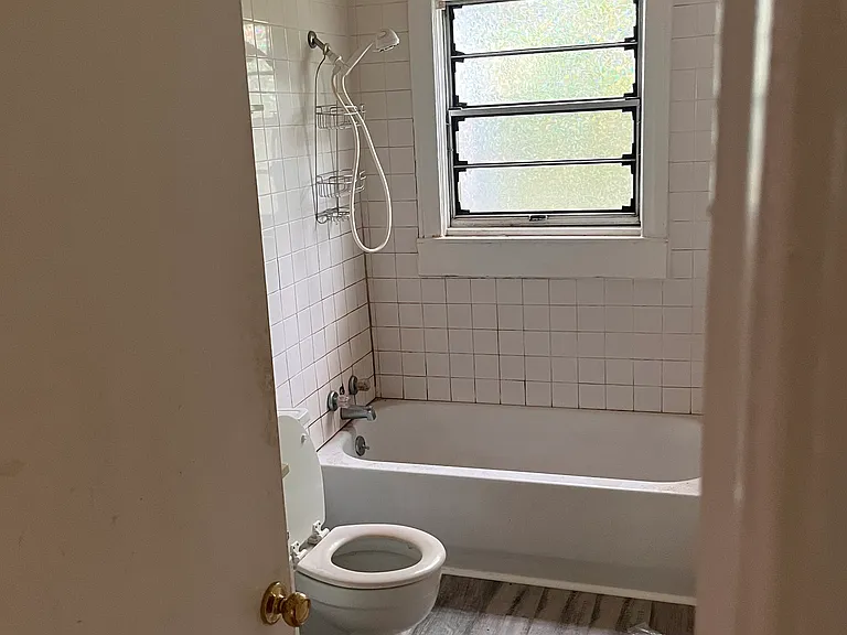 147 Wyman St SE — Photo 3
