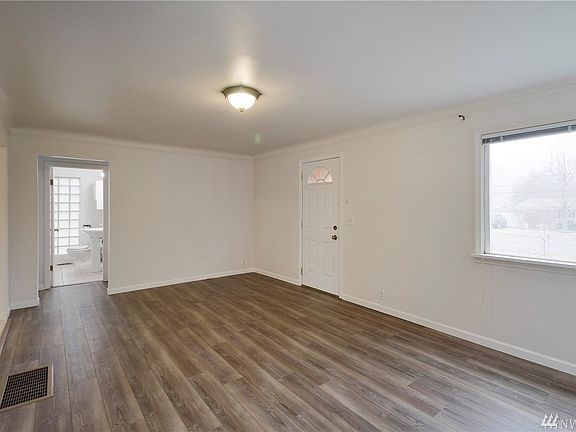4th image of 705 E Tietan St