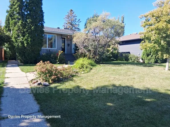 9616 146th St NW, Edmonton, AB T5N 2Z1