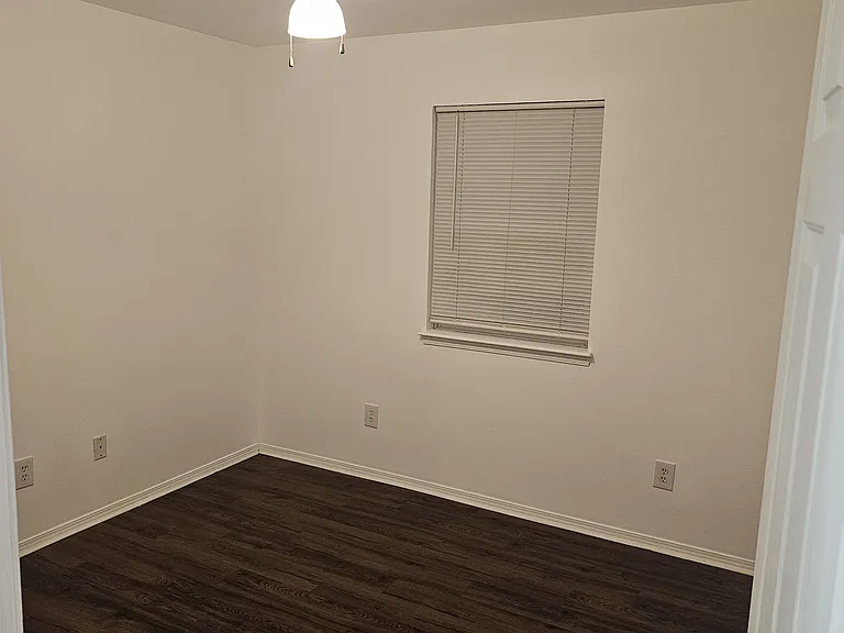112 Winchester Point #C — Photo 18