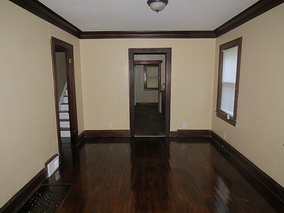 5th image of 5530 Euclid Ave