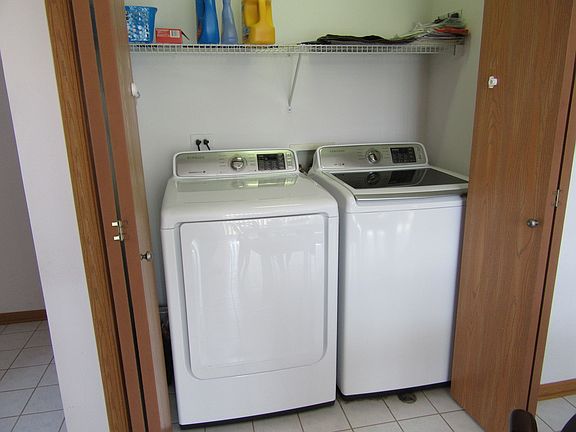 3rd image of 25717 S Daffodil Ln