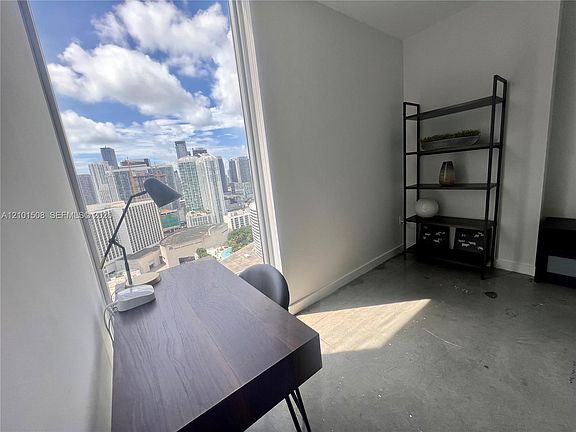 4th image of 151 SE 1st St APT 2907