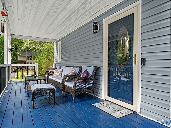3rd image of 901 Francill Dr