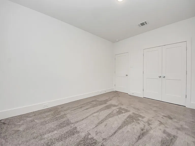 7504 Carver Rd #D — Photo 36