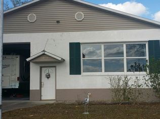 1061 Lock Ln, Moore Haven, FL 33471