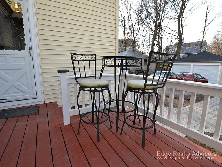 22 Burton St — Photo 13