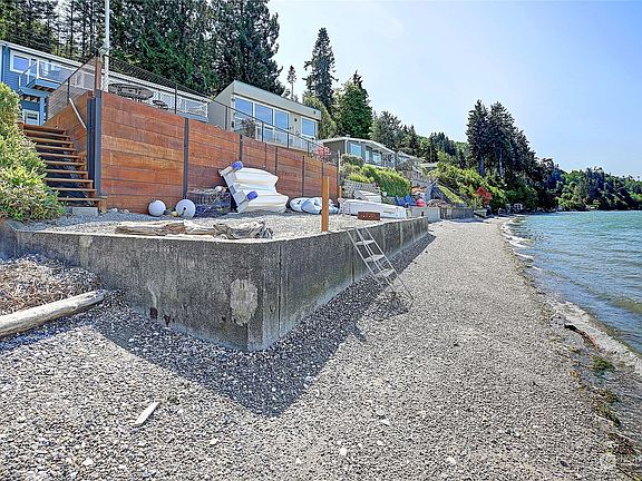 2nd image of 110 Seashore Lane
