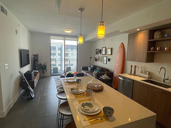 3rd image of 112 NE 29th St #1408
